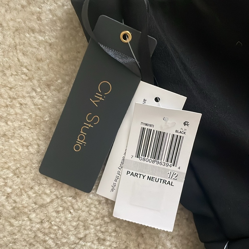 City Studios black dress, imitation pearl straps, brand new with tags, size 1/2 - Picture 3 of 7